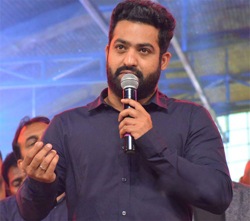 jr ntr,janatha garage,pushkara time,young tiger ntr,flops  యన్టీఆర్‌.. తగ్గింది ఏ విషయంలో..?